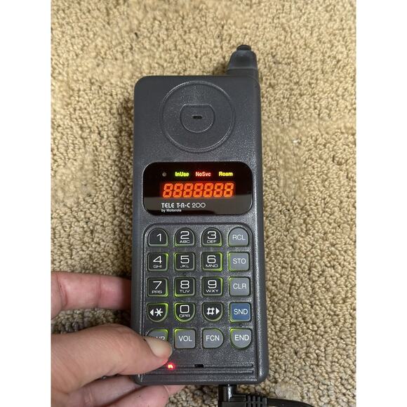 Vintage Tele Tac 200 Motorola Cell Phone + Extras Powers On For Parts Only AS-IS - Picture 4 of 11